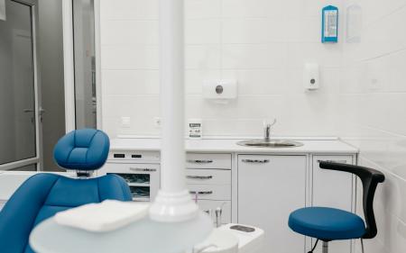 Фотография Стоматология Арт Курацио Ставрополь | Лечение, отбеливание зубов, виниры 3