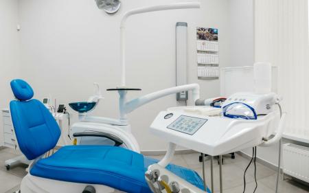 Фотография Стоматология Арт Курацио Ставрополь | Лечение, отбеливание зубов, виниры 4