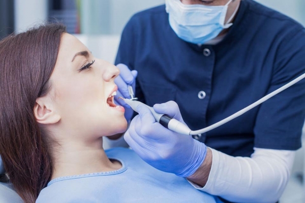 Процедура представляет собой ряд манипуляций, необходимых для продления здоровья полости рта.