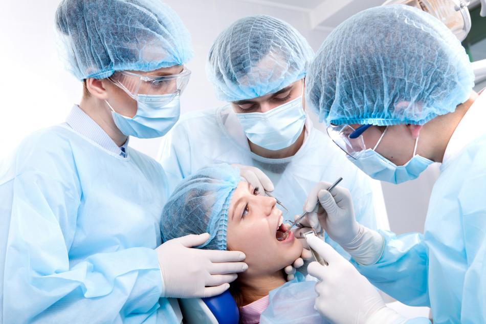 Стоимость лоскутной операции в стоматологических клиниках